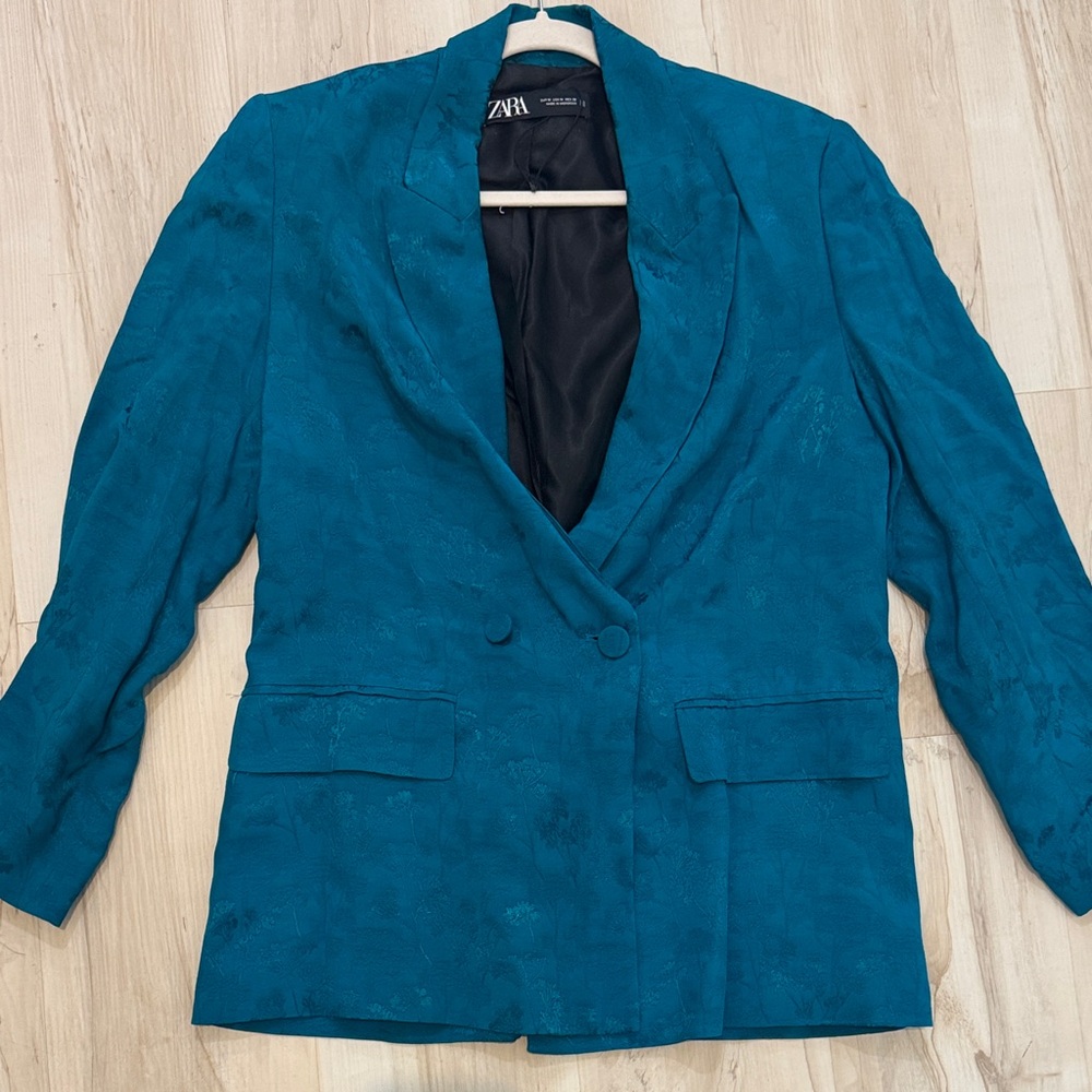 Zara Women's Vibrant Blue Blazer